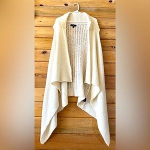 Bohemian Long, Cozy, Winter White Sweater Shawl Women’s size XL Boho hip…